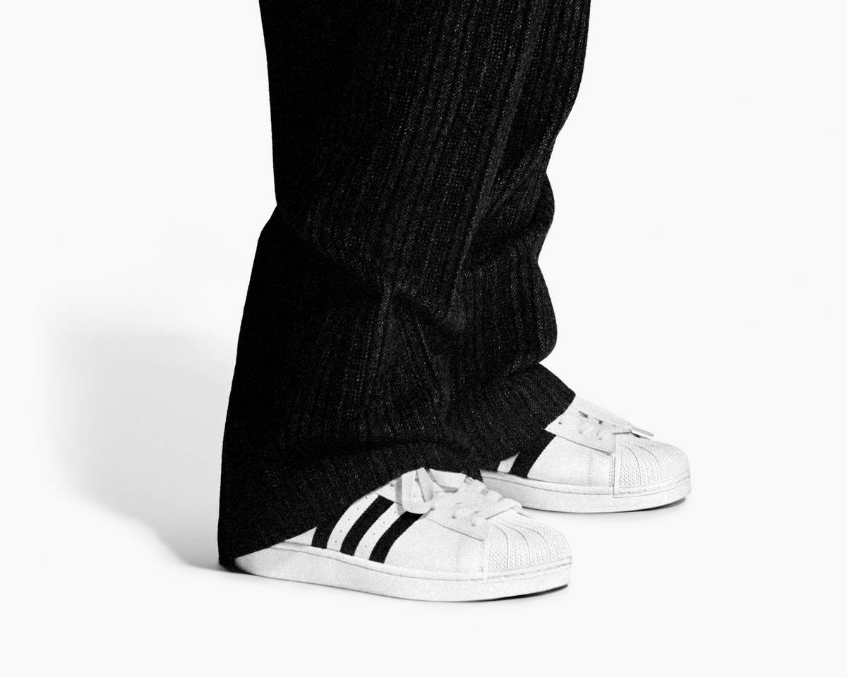 Come indossare le sneakers Superstar