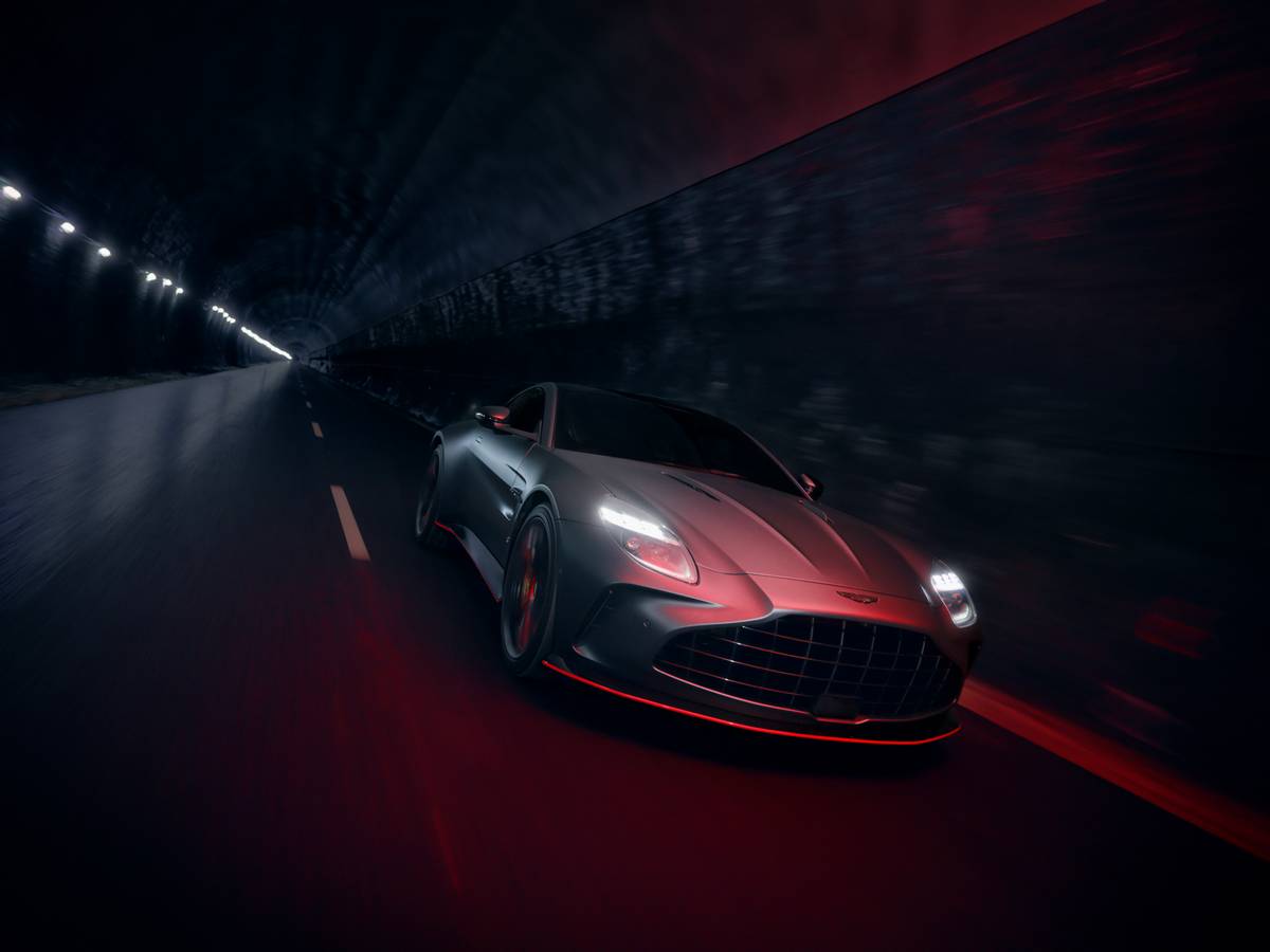 La nuova Aston Martin Vantage S