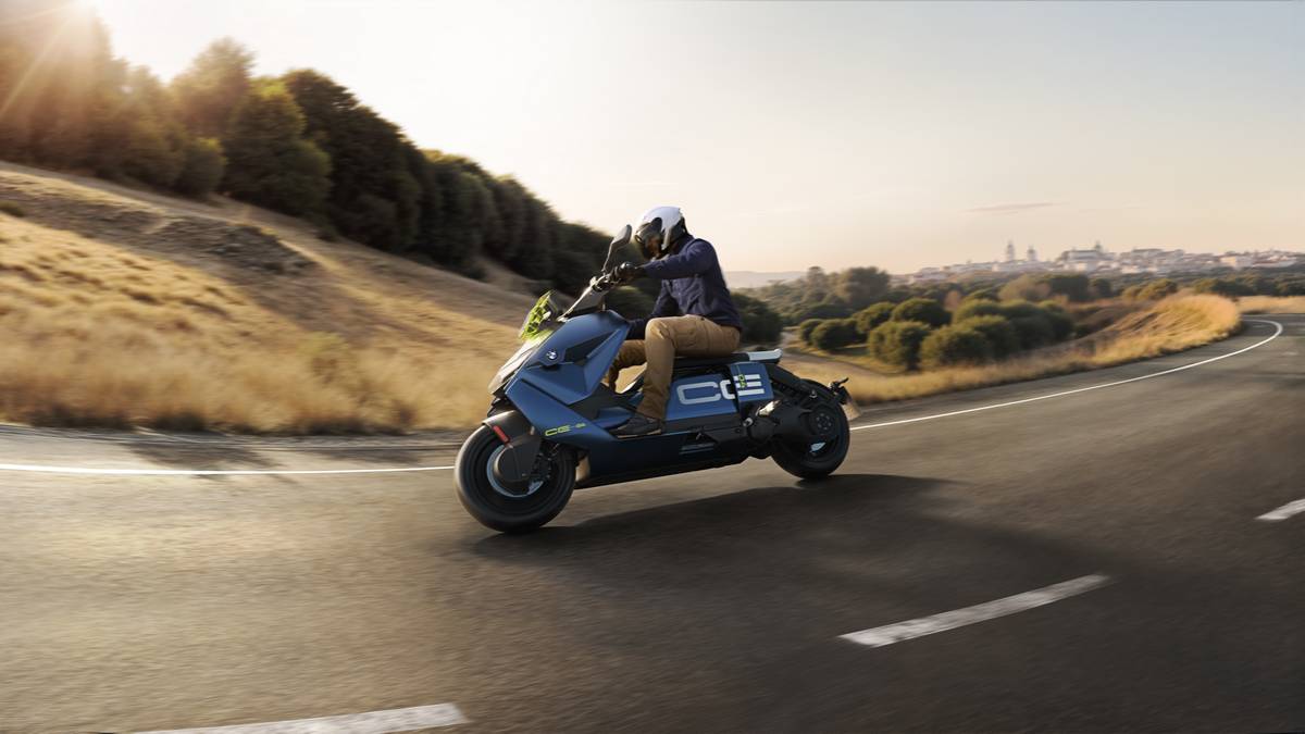 BMW CE 04 2025