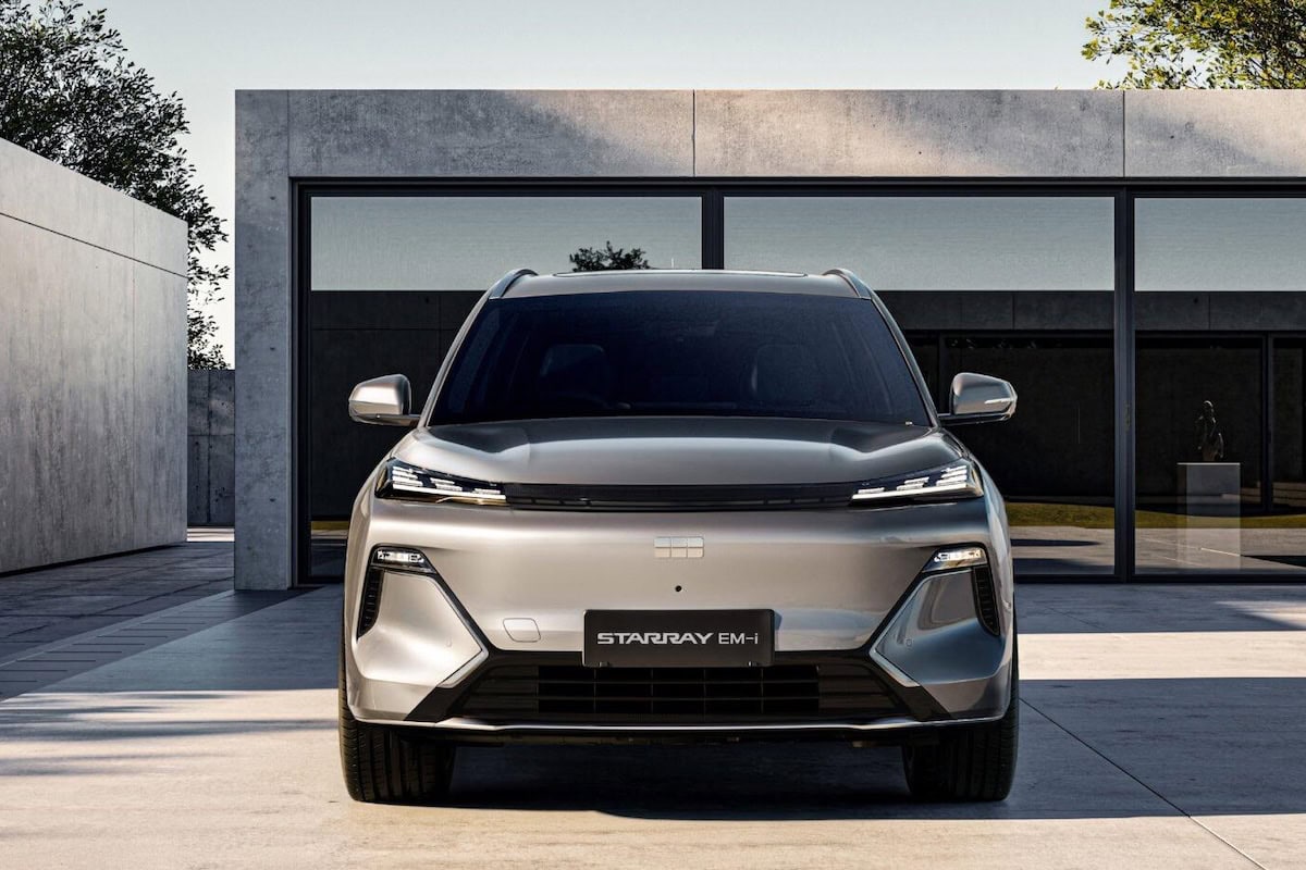 Geely Starray EM-i vista frontale