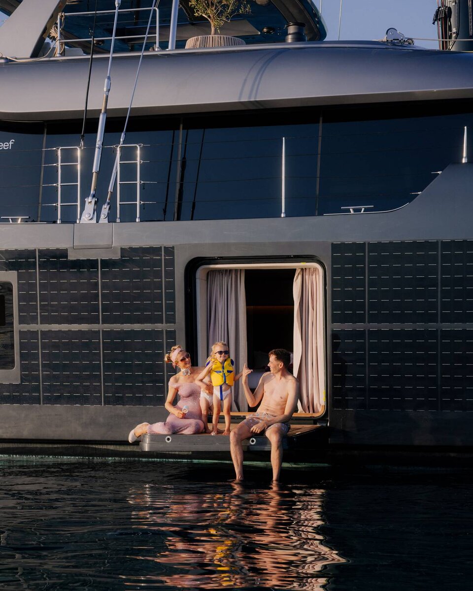 Paris Hilton scegli il catamarano Sunreef 80