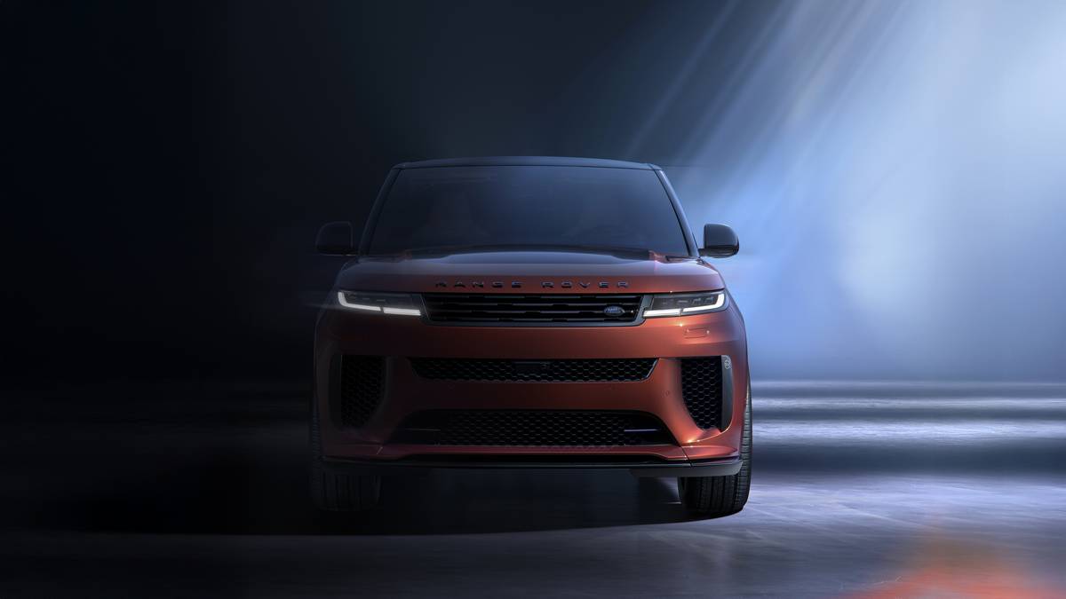 Il design della nuova Range Rover Sport SV Carbon