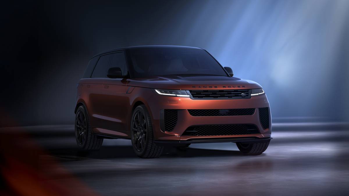 La nuova Range Rover Sport SV Carbon