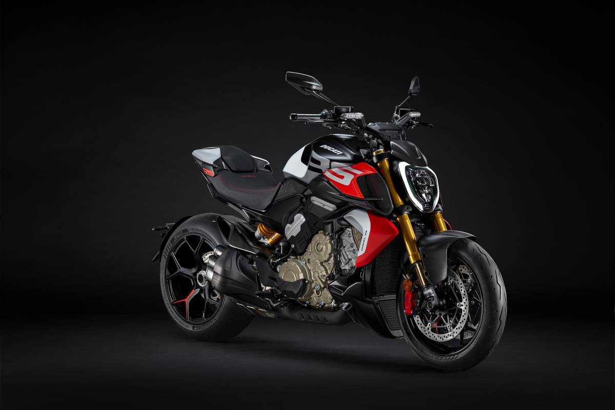 Ducati Diavel V4 RS