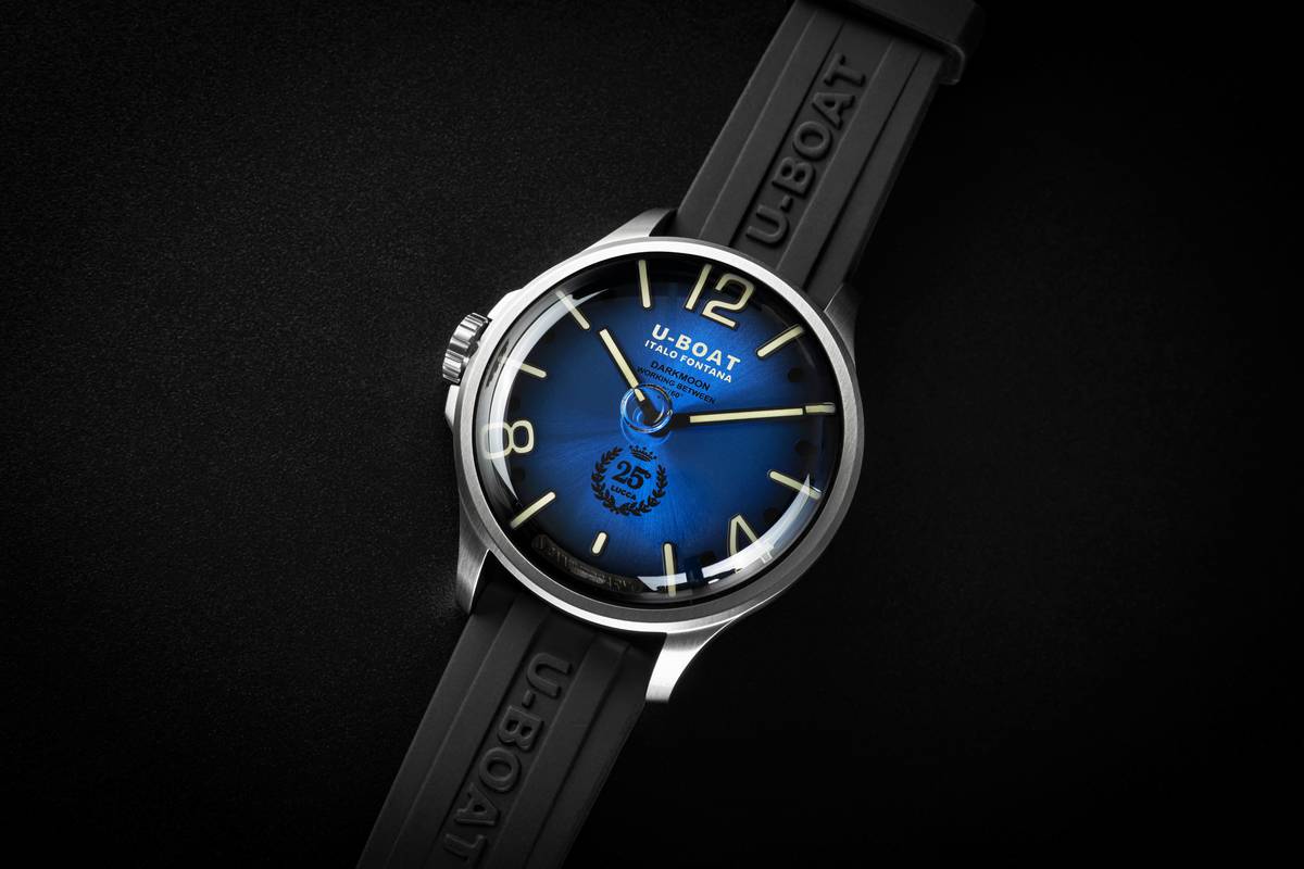 U-BOAT Darkmoon Anniversary quadrante blu