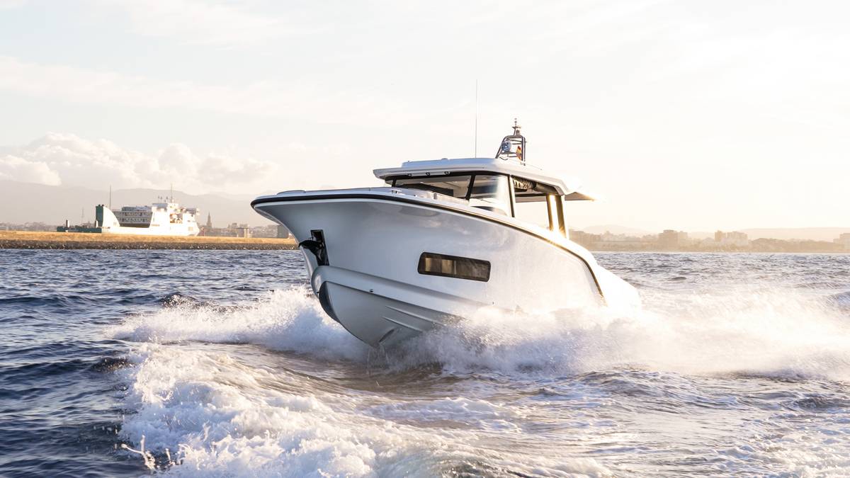 Aiata Fort Lauderdale International Boat Show 2025 Wayfinder 38