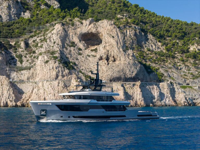 Columbus Crossover 42 Big Naan cover