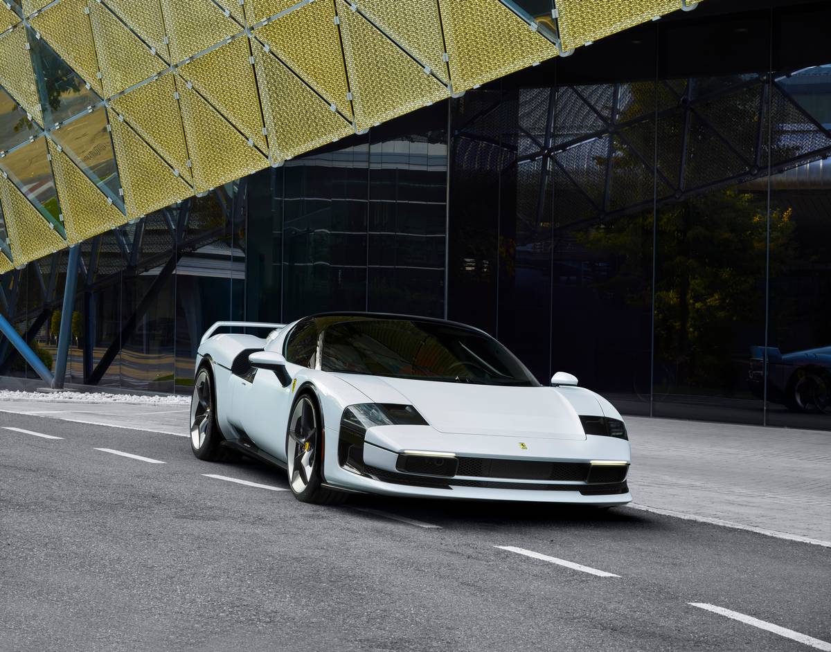 Ferrari SC40 design