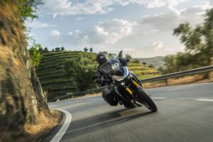 Yamaha Tracer 7 Y-AMT 2026