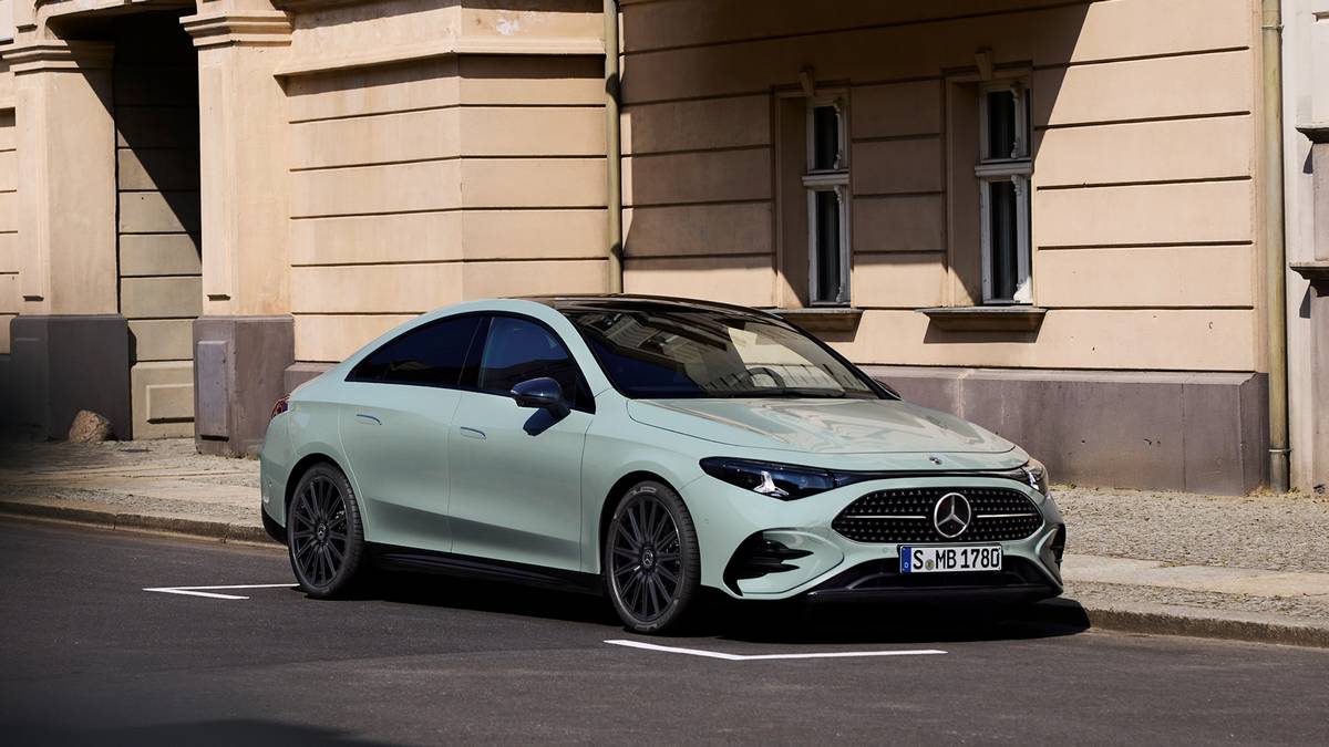 Mercedes-Benz CLA Hybrid
