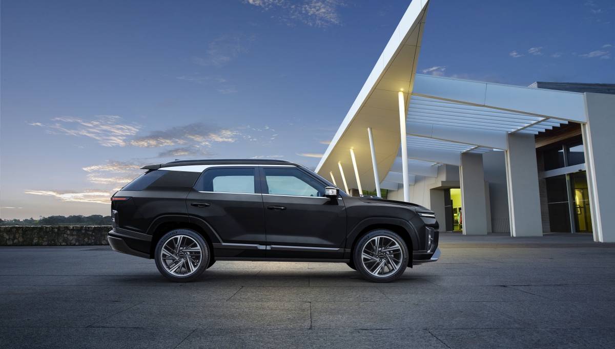 KGM Actyon HEV design