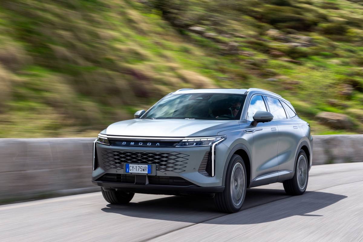 Omoda 9 autocarro N1