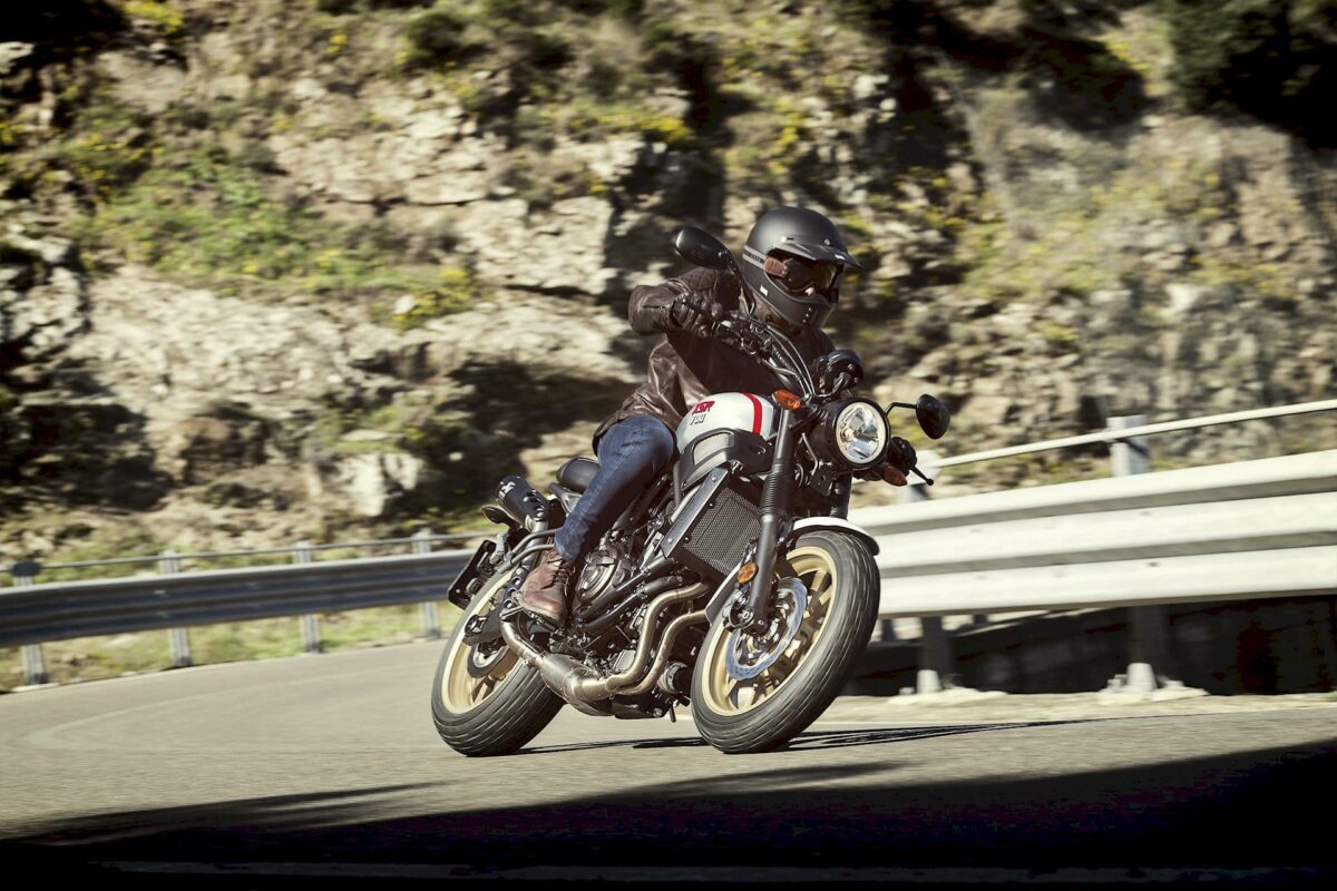 Yamaha XSR700 XTribute
