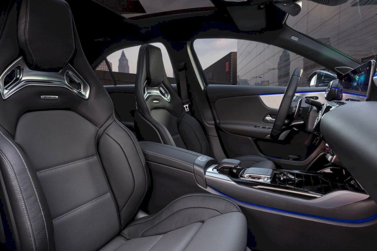 Mercedes-AMG A 35 4MATIC Berlina