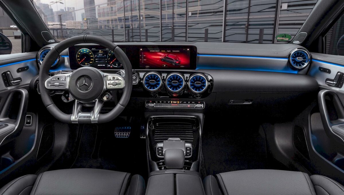 Mercedes-AMG A 35 4MATIC Berlina