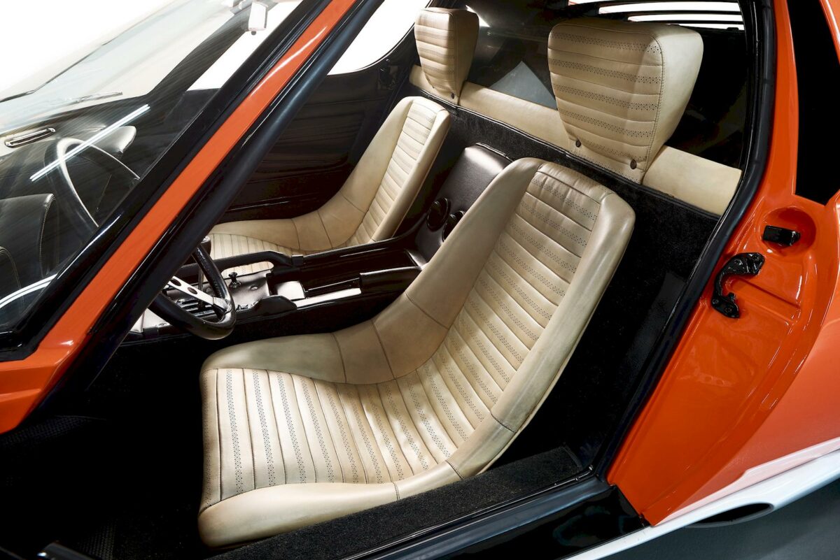 Lamborghini Miura P400 Interni