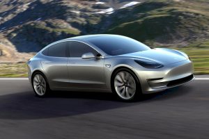 carica perde una Tesla ferma