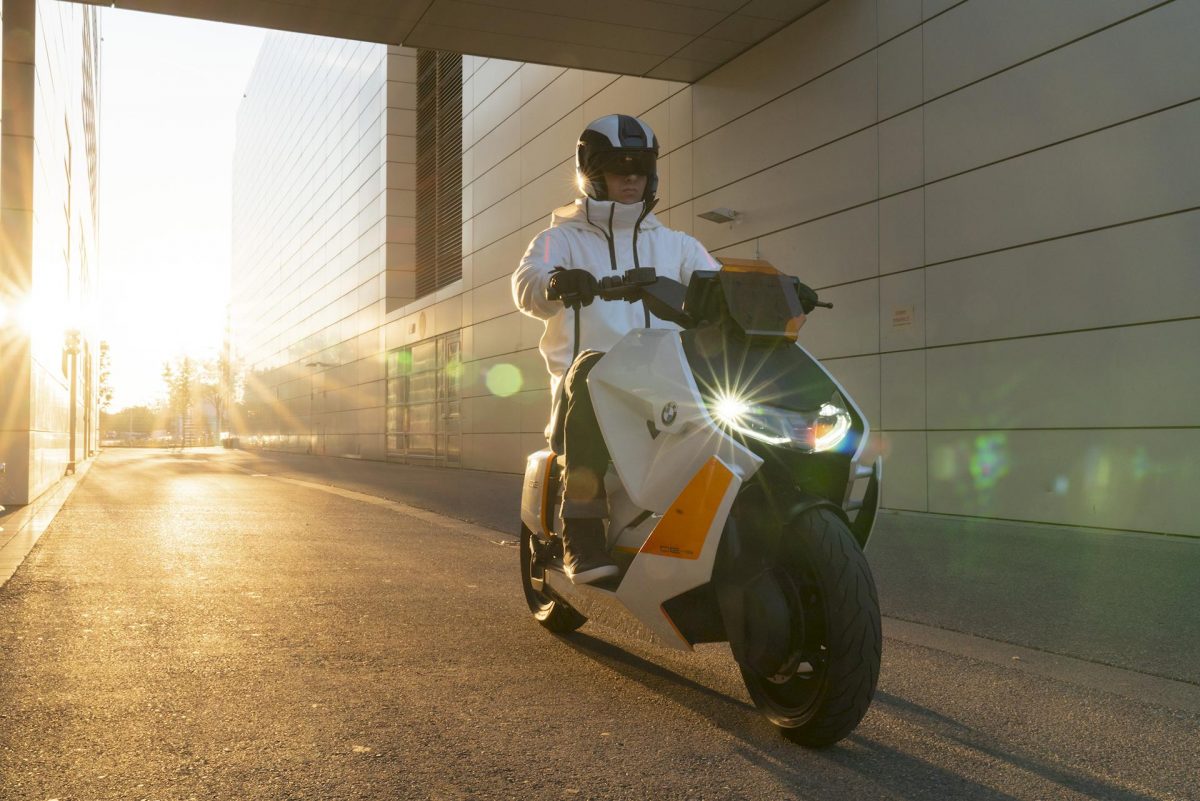 BMW Definition CE04