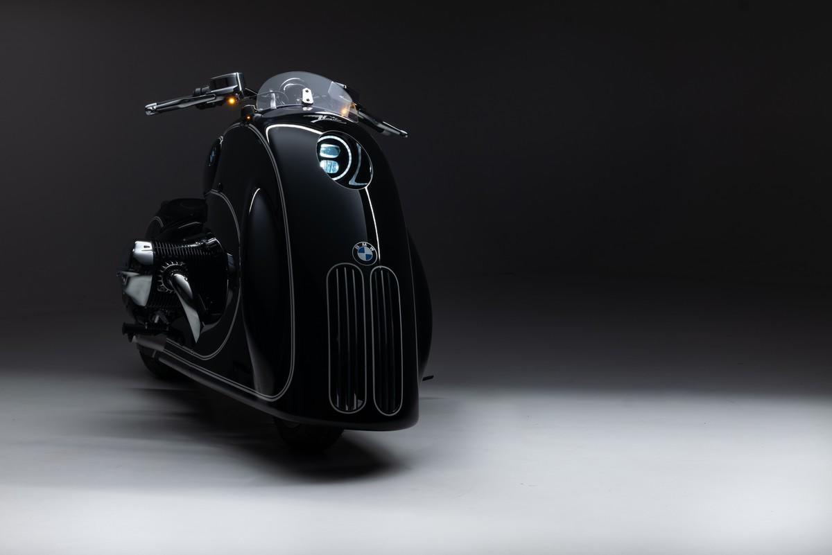 Nuova BMW R 18 custom