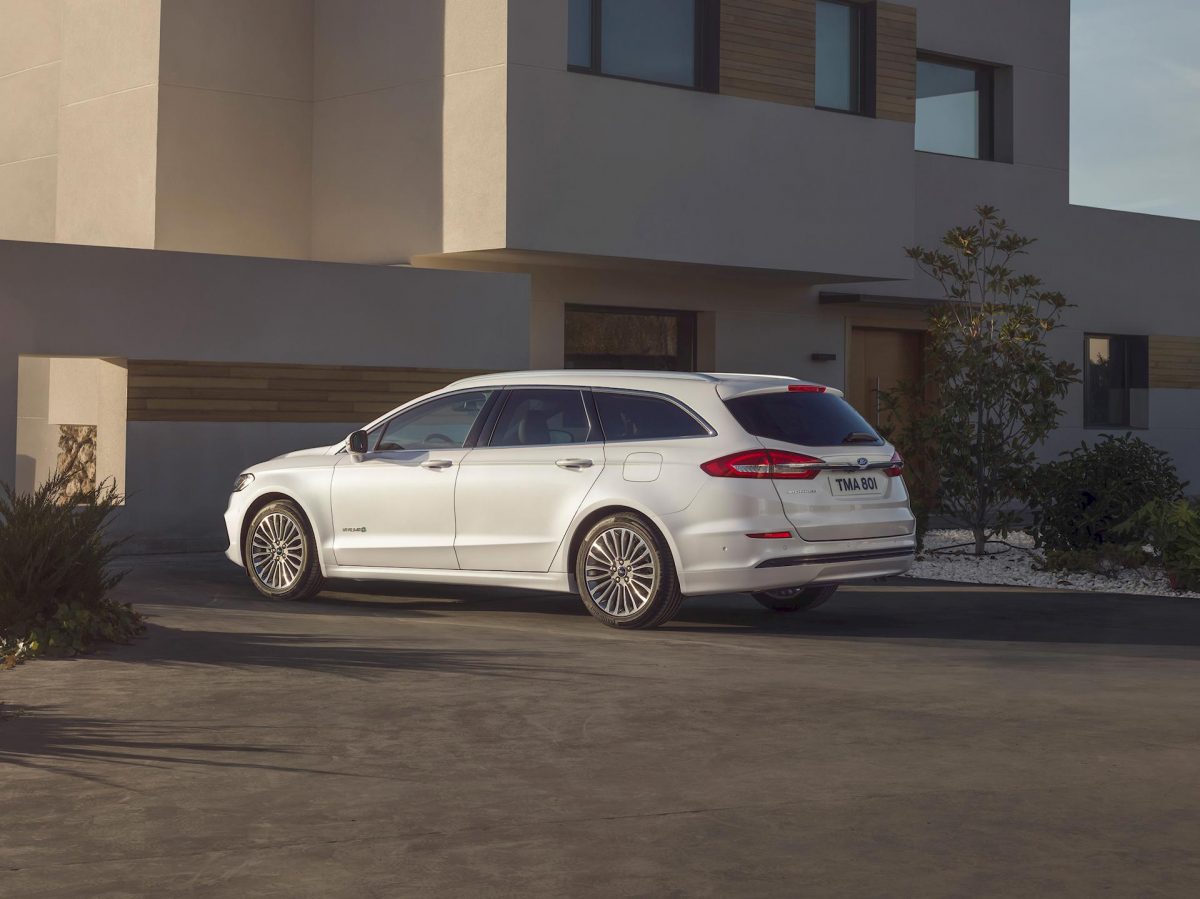 Ford Mondeo Station Wagon ibrida