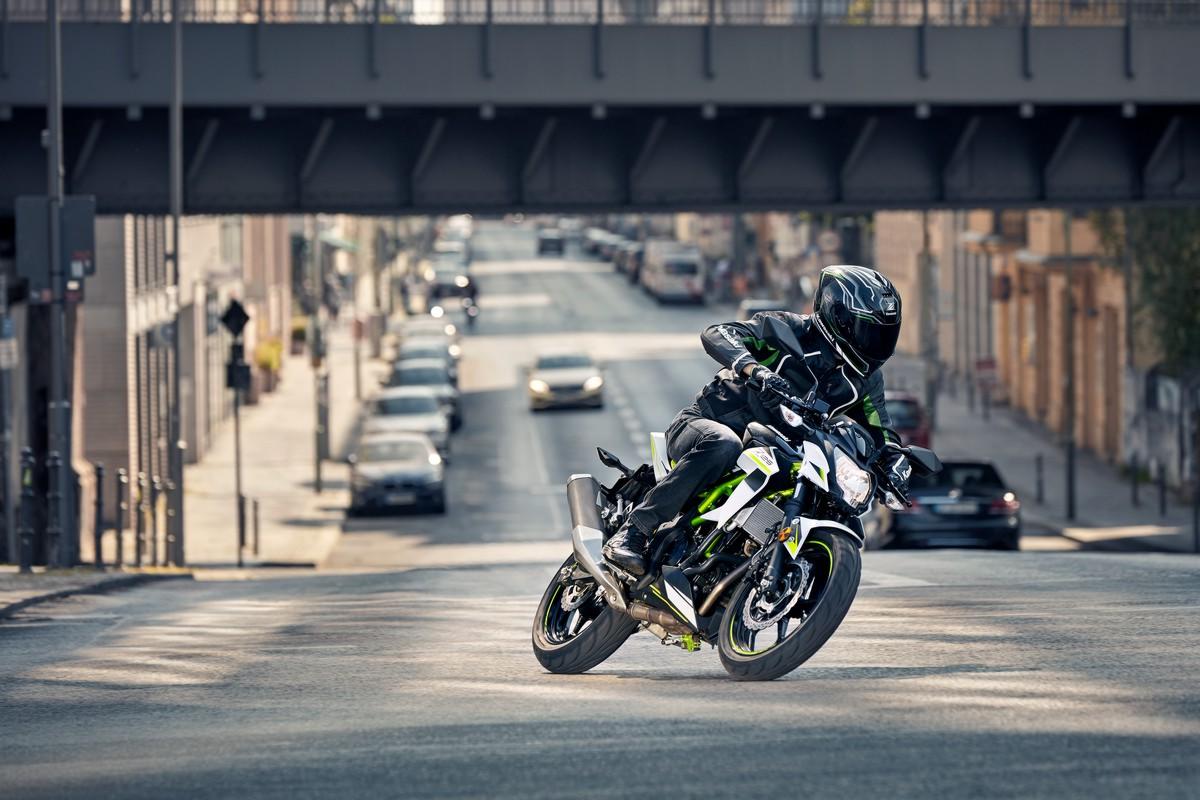 Kawasaki Z125 e Ninja 125 2021