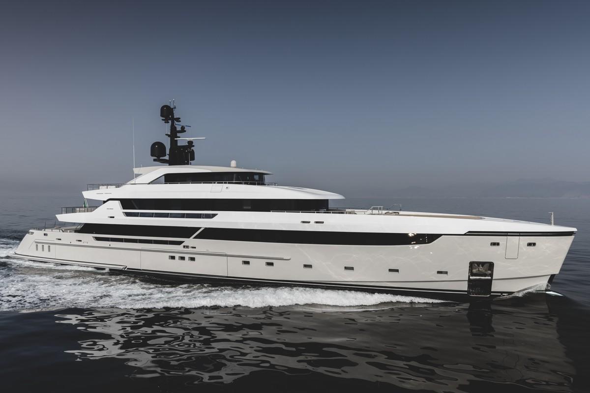 Sanlorenzo 62Steel Cloud 9