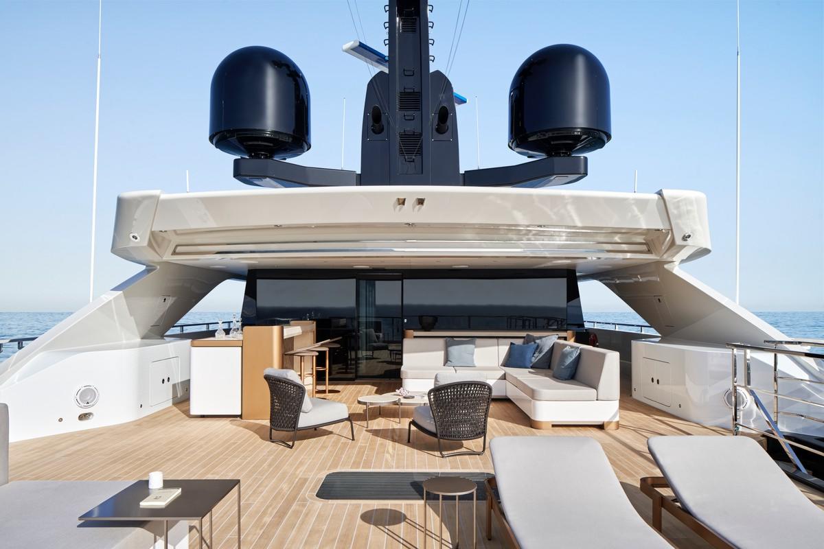 Sanlorenzo 62Steel Cloud 9