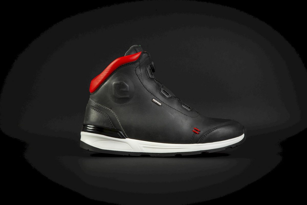Eleveit scarpe moto 2021