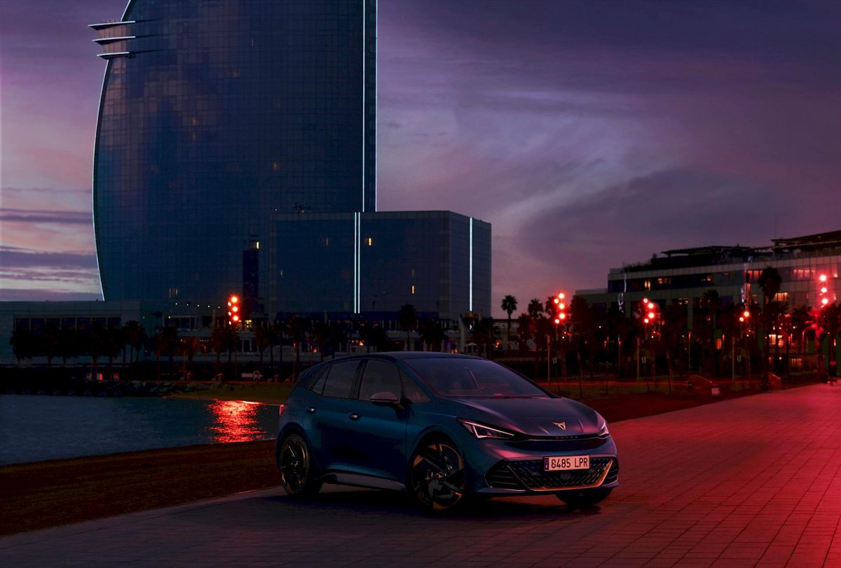 Nuova Cupra Born