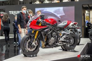 Triumph Speed Triple 1200 RR