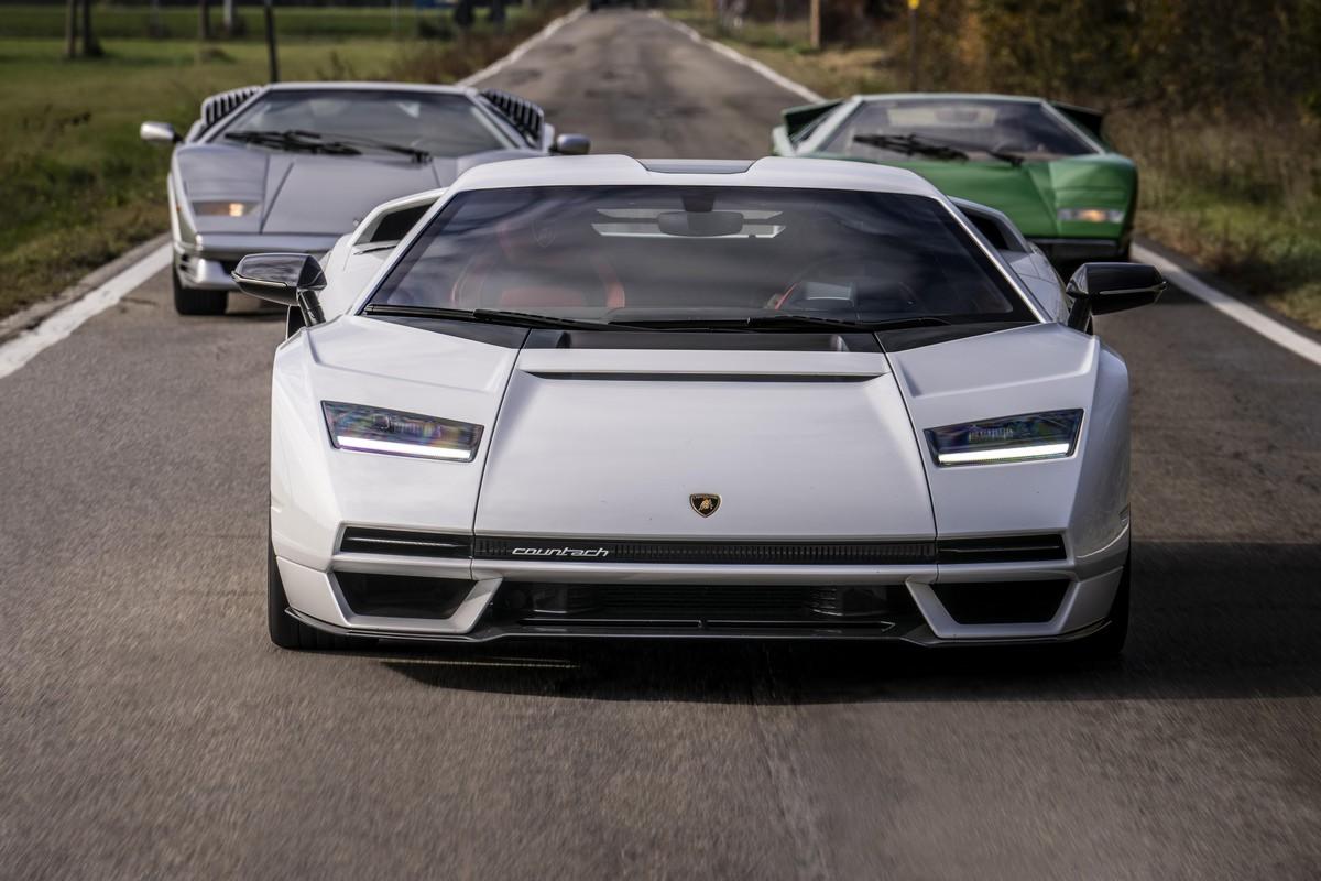 Nuova Lamborghini Countach LPI 800-4