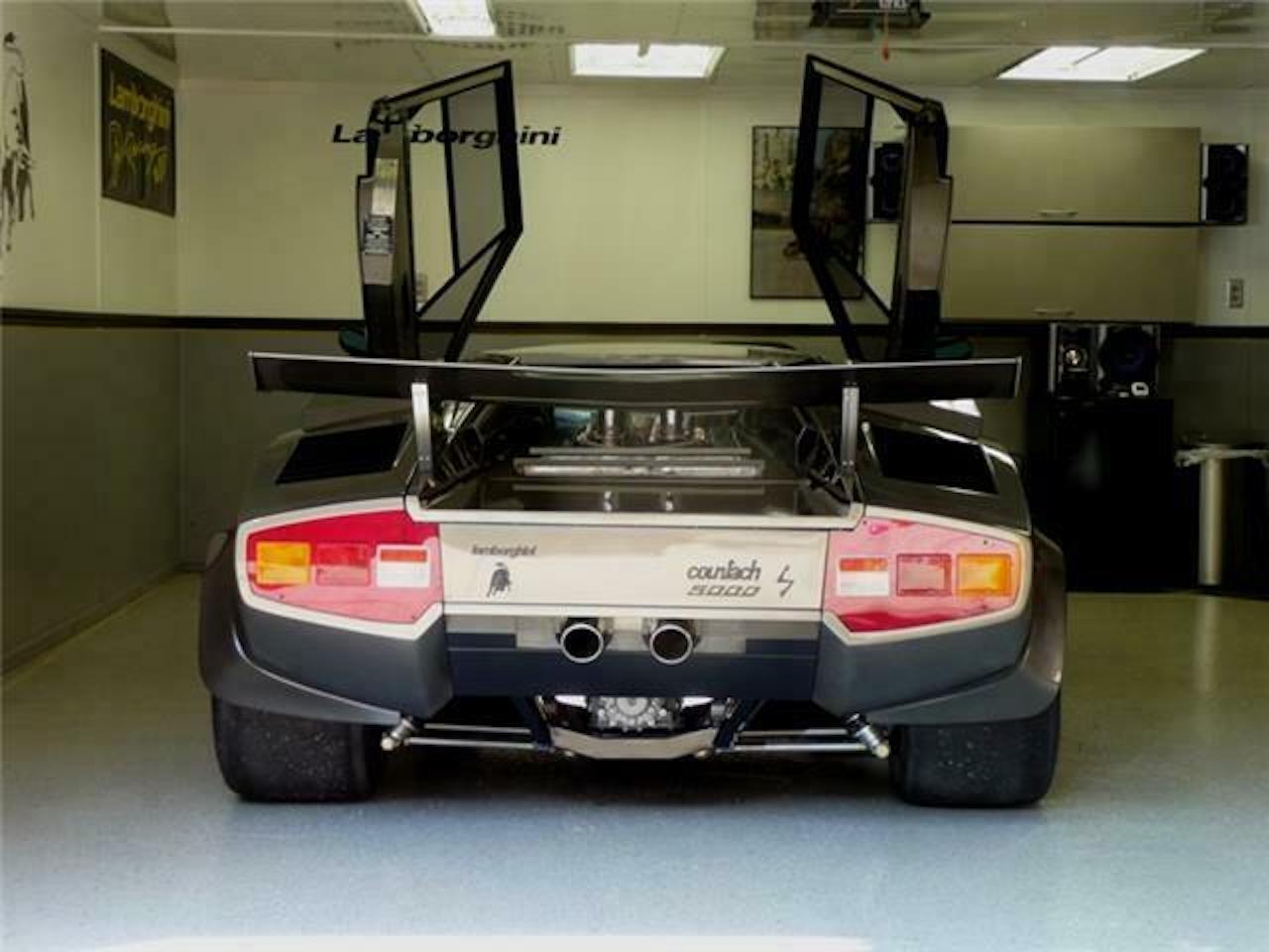 Lamborghini Countach Replica