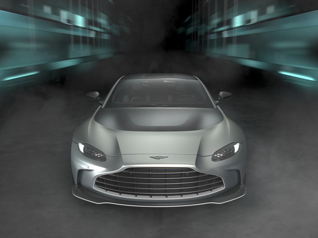Aston Martin Vantage V12