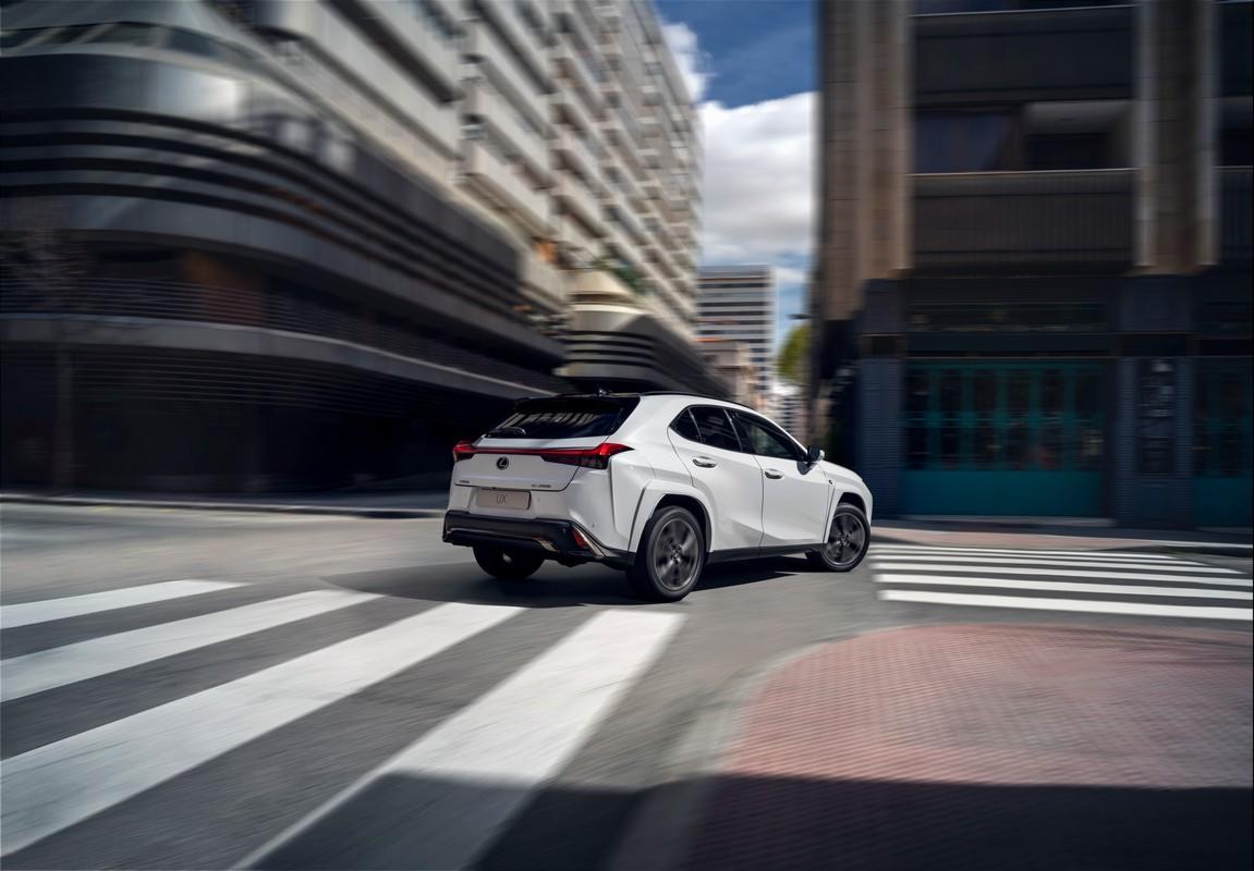 Lexus UX Hybrid