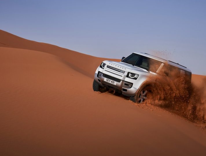 Nuova Land Rover Defender 130