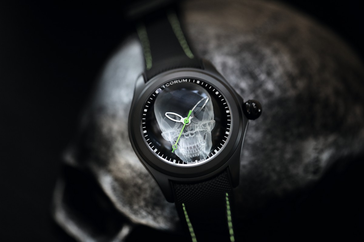 Corum Bubble Skull X Ray 2022