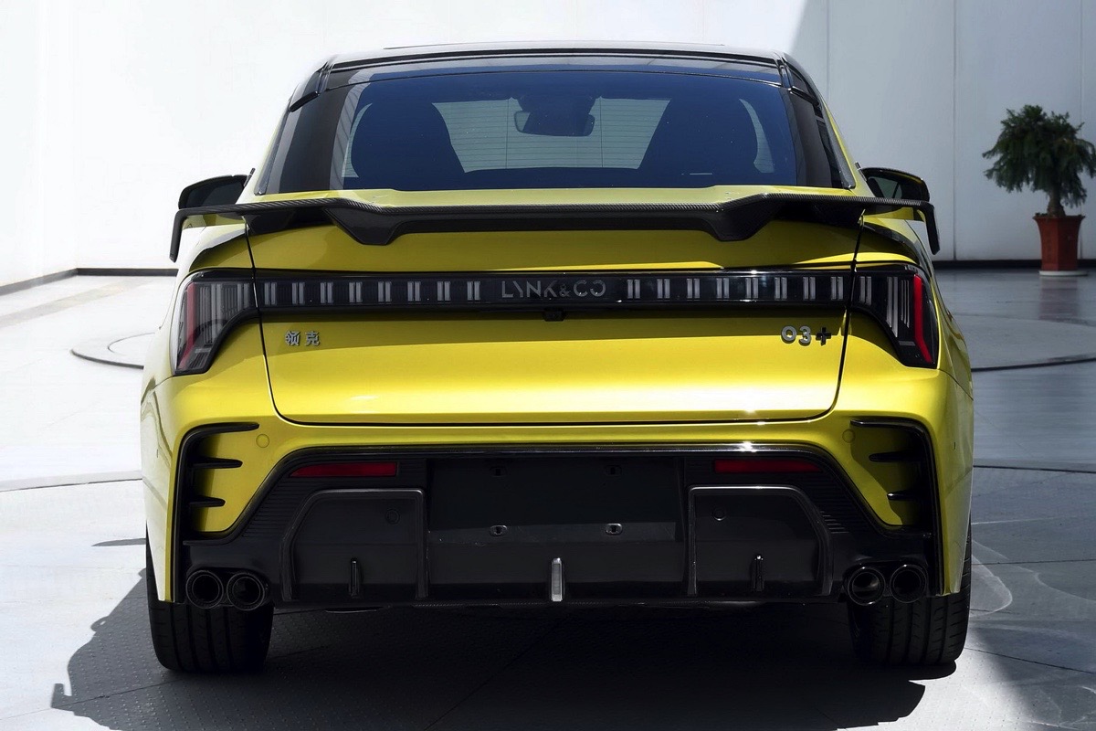Lynk & Co 03 Facelift