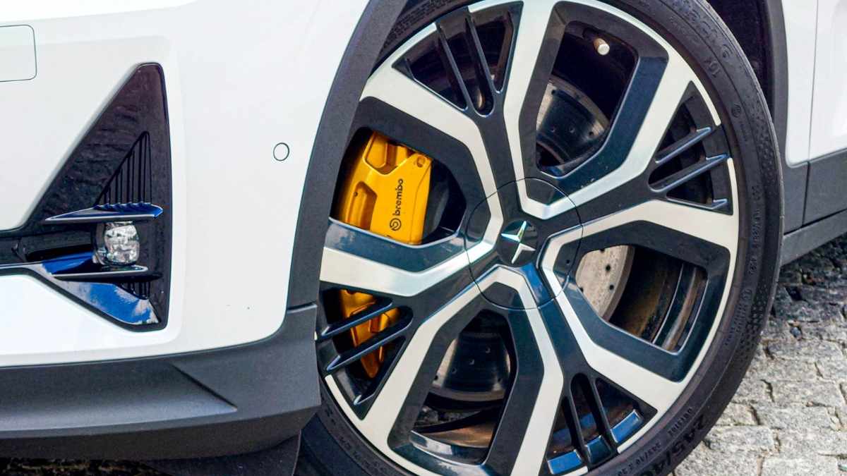 Polestar 2 Performance