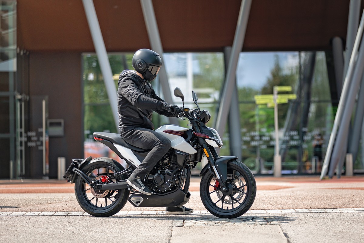Fabelhafte Malaguti Drakon 125 Ebenbild