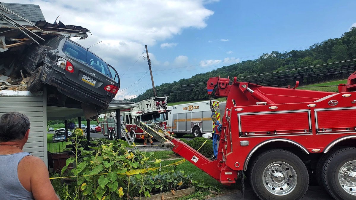 incidente auto casa