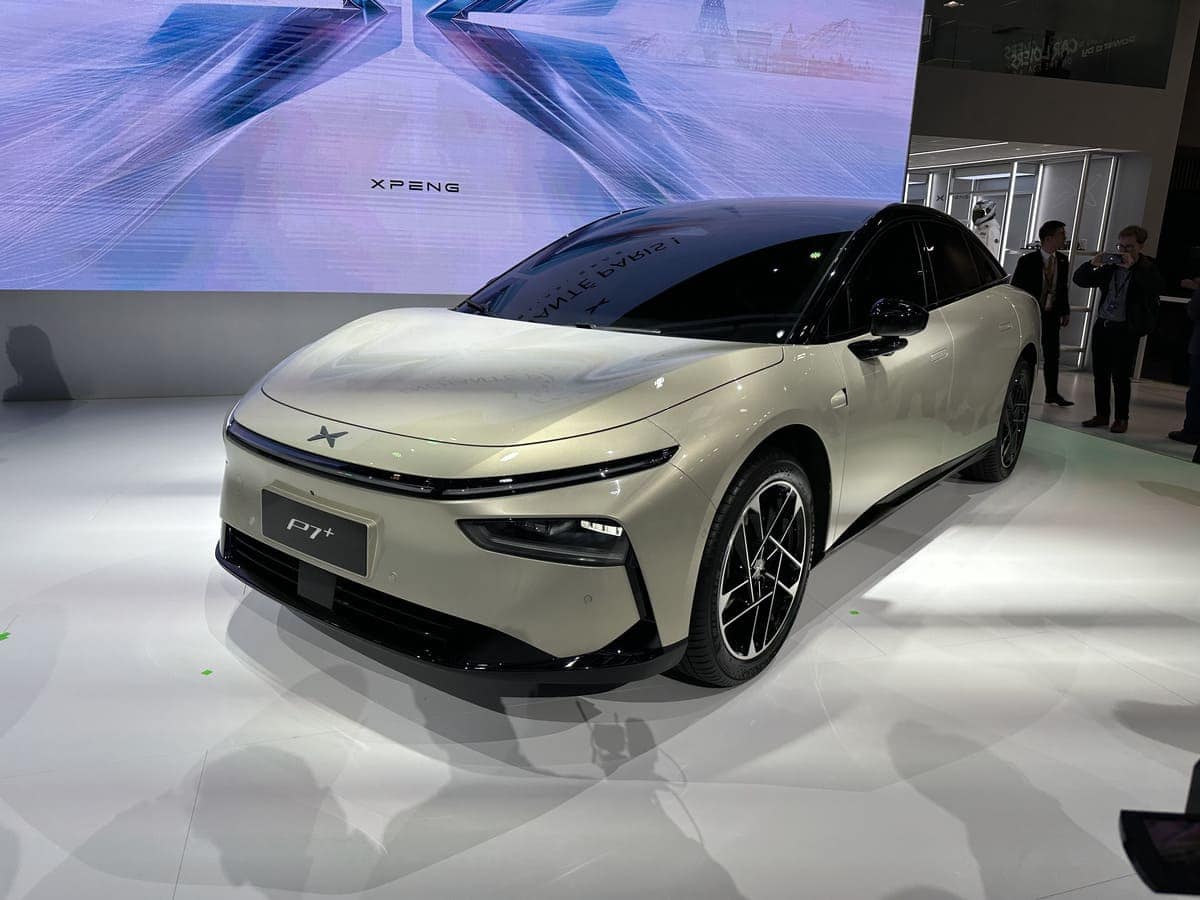 Xpeng P7+ Salone di Parigi