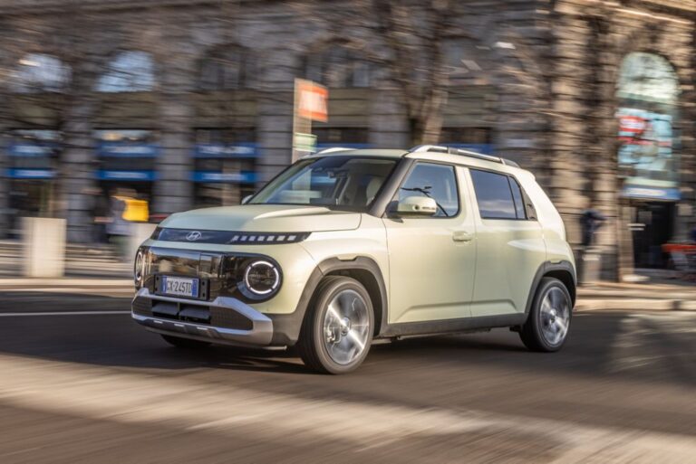 Hyundai Inster esterni