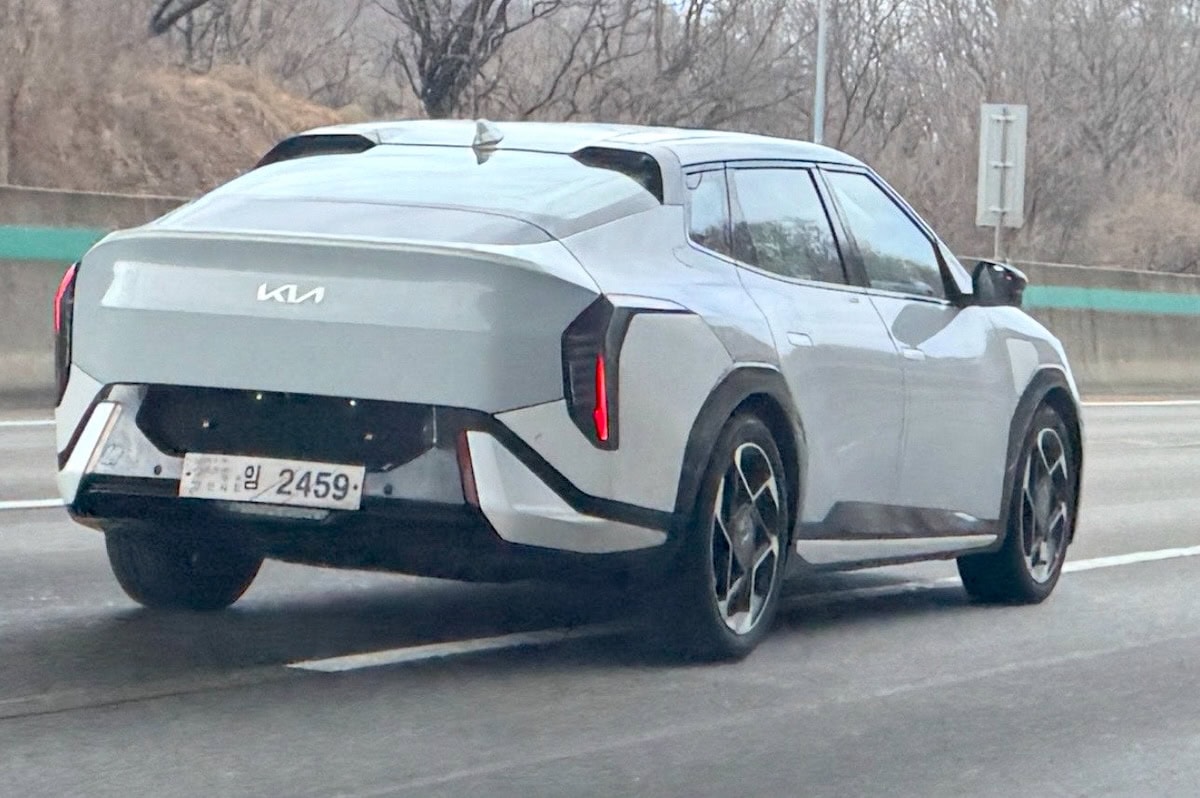 kia ev4 spyshot