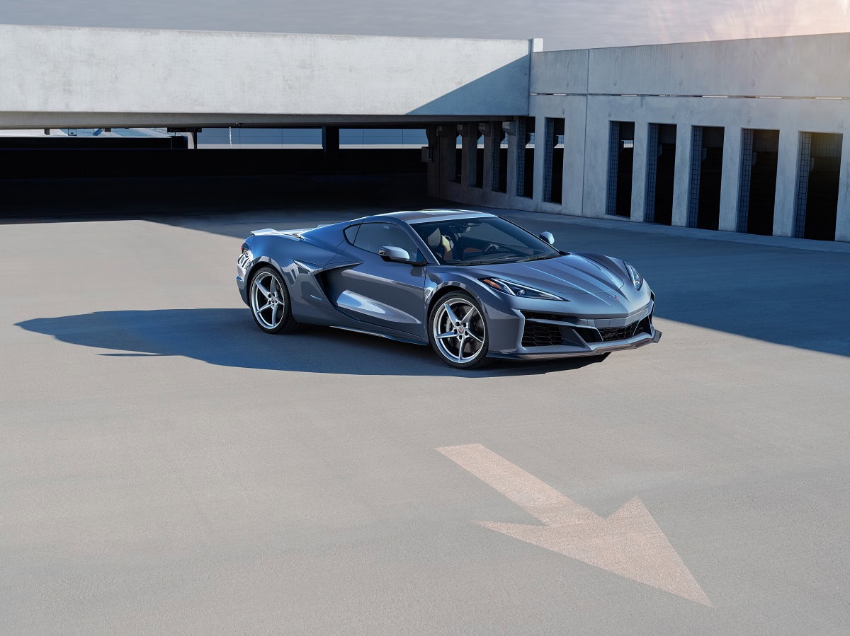 Chevrolet Corvette E-Ray 2025