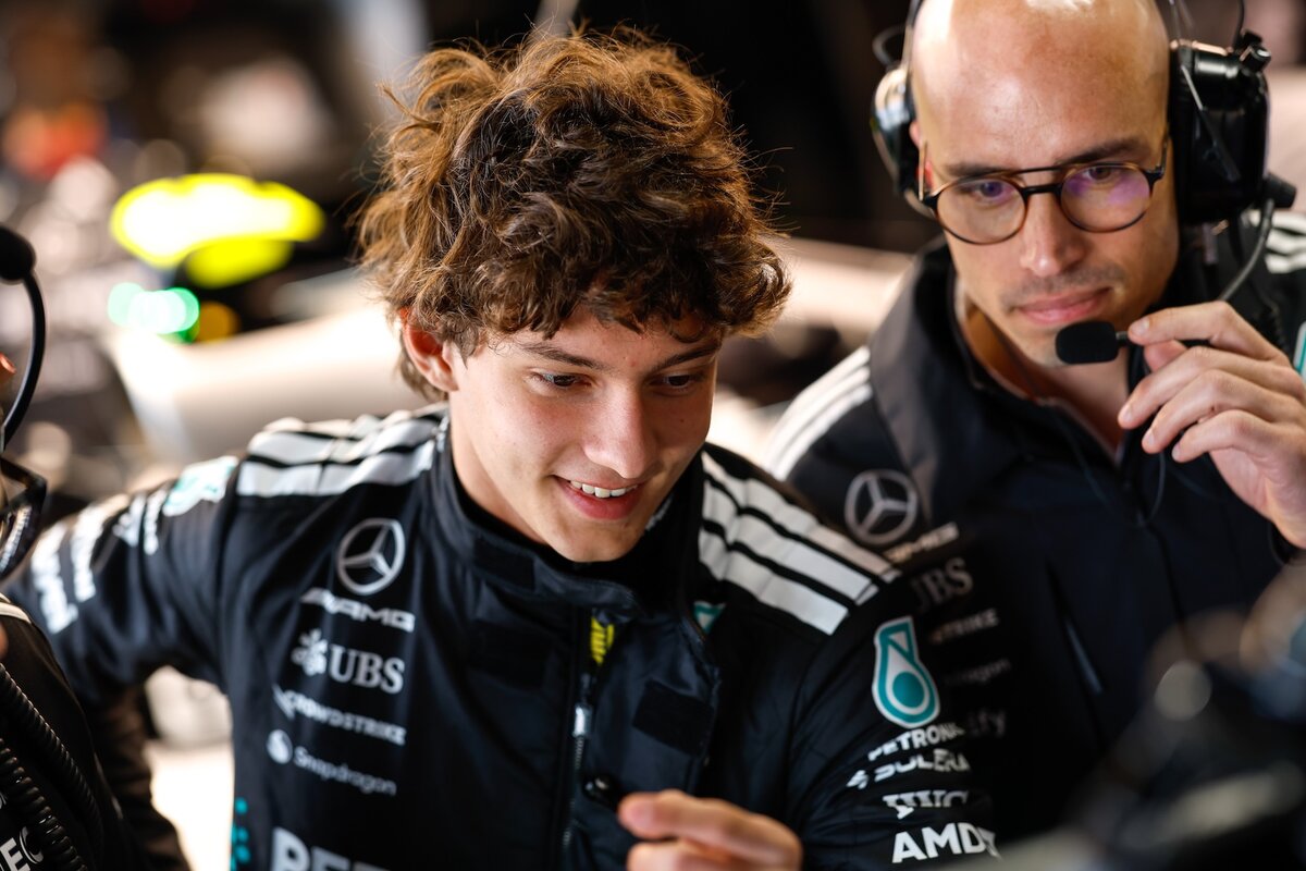 Kimi Antonelli Mercedes F1 2025